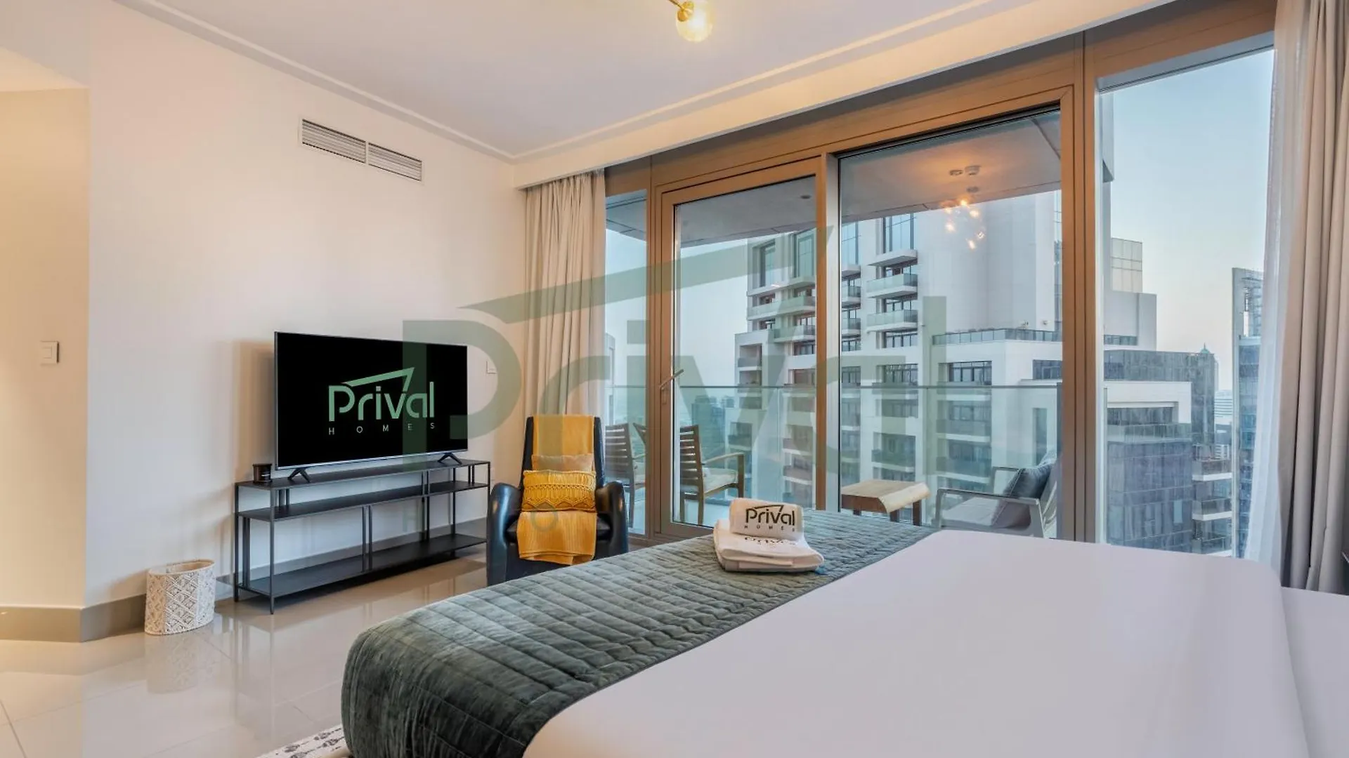 Stunning 2Br Burj Khalifa & Fountain View High Flr Apartment Dubai