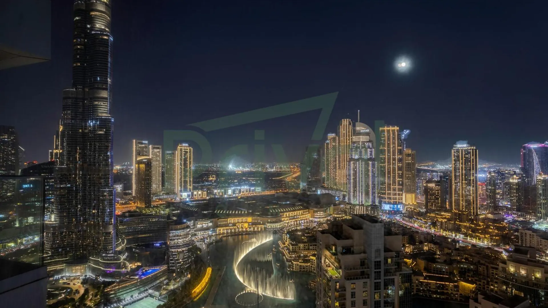 Stunning 2Br Burj Khalifa & Fountain View High Flr Apartment Dubai