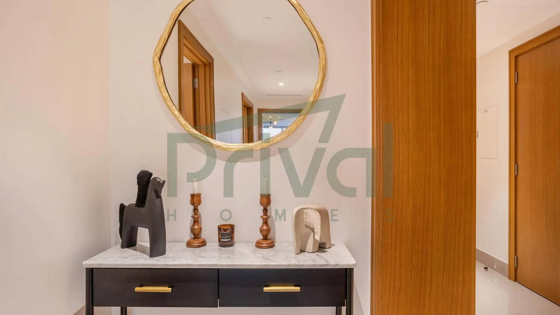 Stunning 2Br Burj Khalifa & Fountain View High Flr Apartment Dubai 0*,